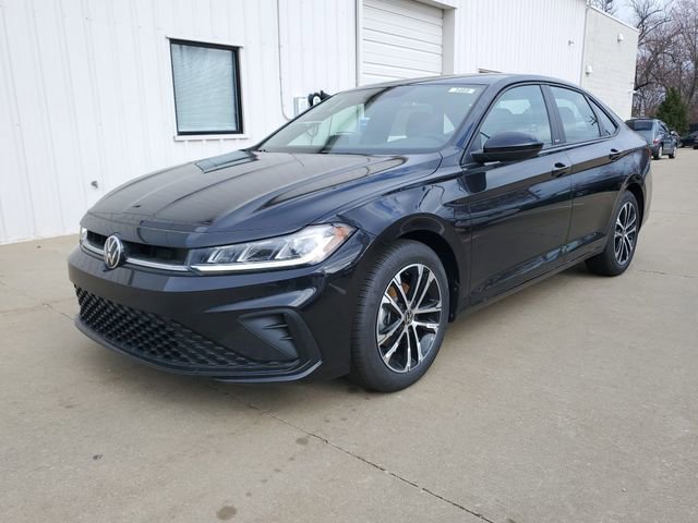 New 2026 Volkswagen Jetta Sport image 2