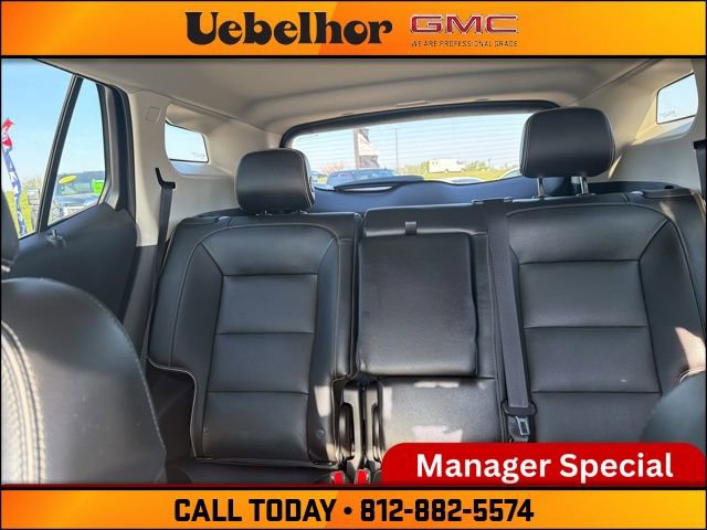 Used 2020 GMC Terrain Denali w/ Denali Premium Package FWD image 18