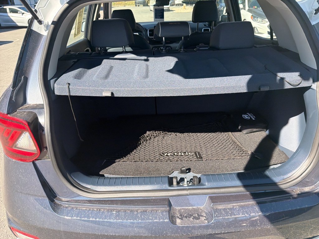 Used 2025 Hyundai Venue Limited FWD image 9
