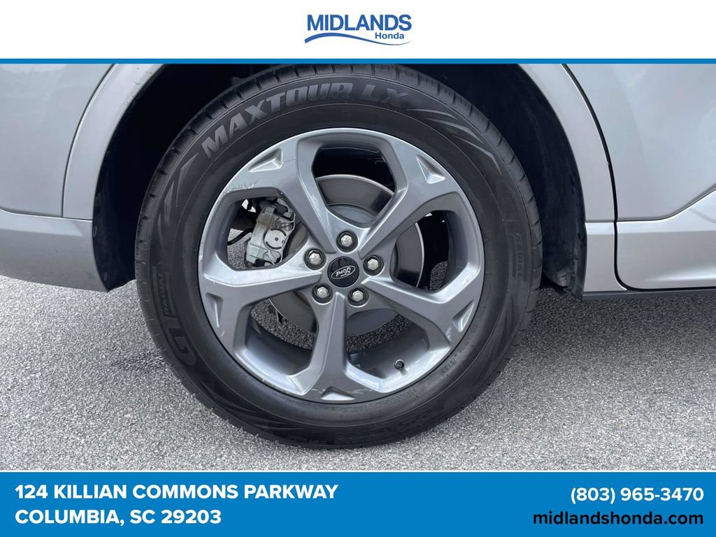 Used 2023 Ford Escape ST-Line w/ Cold Weather Package FWD image 8