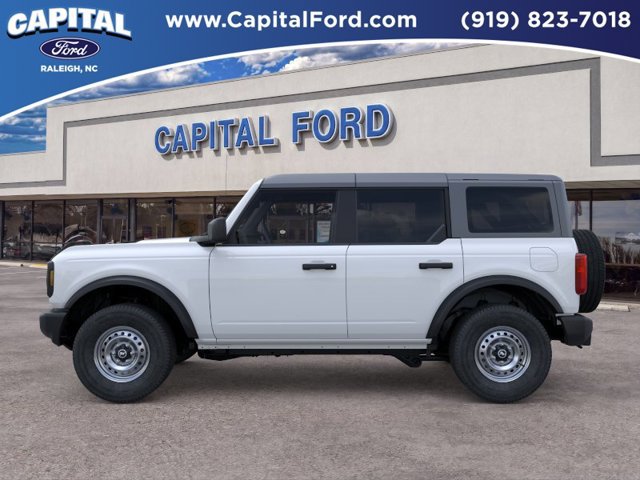 New 2025 Ford Bronco 4-Door AWD/4WD image 3