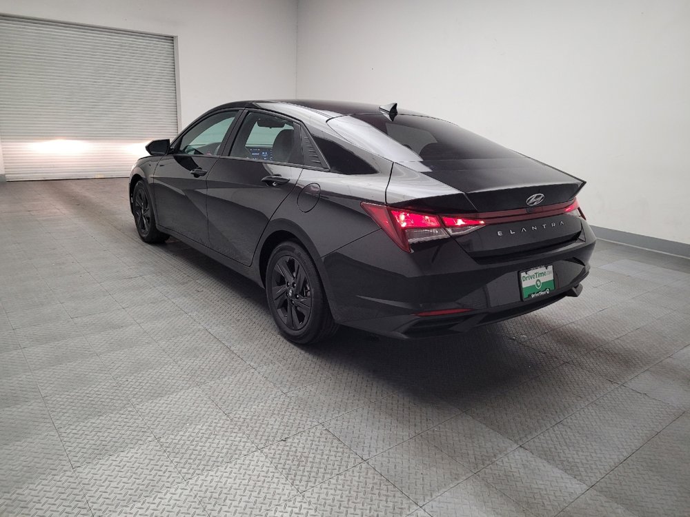 Used 2022 Hyundai Elantra SEL w/ Cargo Package image 5