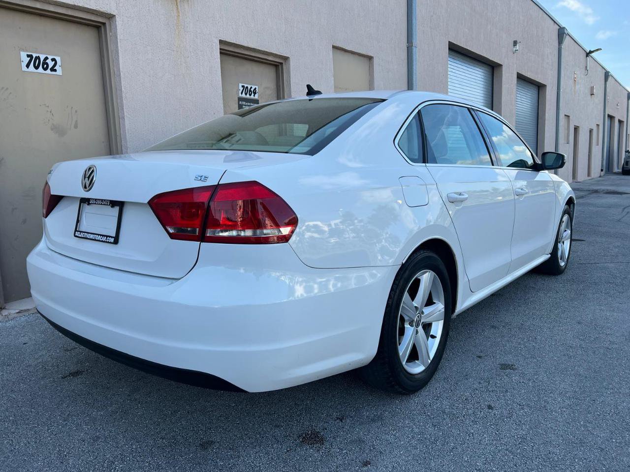 Used 2013 Volkswagen Passat 2.5 SE FWD image 18