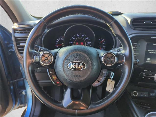 Used 2018 Kia Soul + FWD image 14