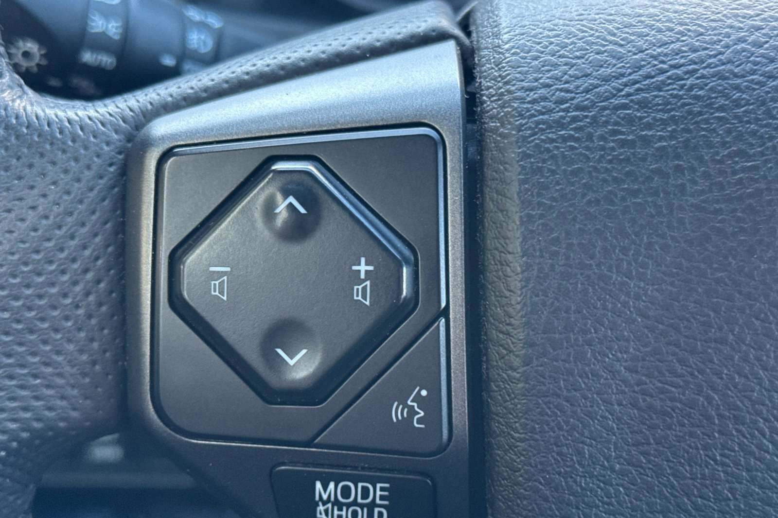 Used 2023 Toyota Tacoma TRD Off-Road image 29