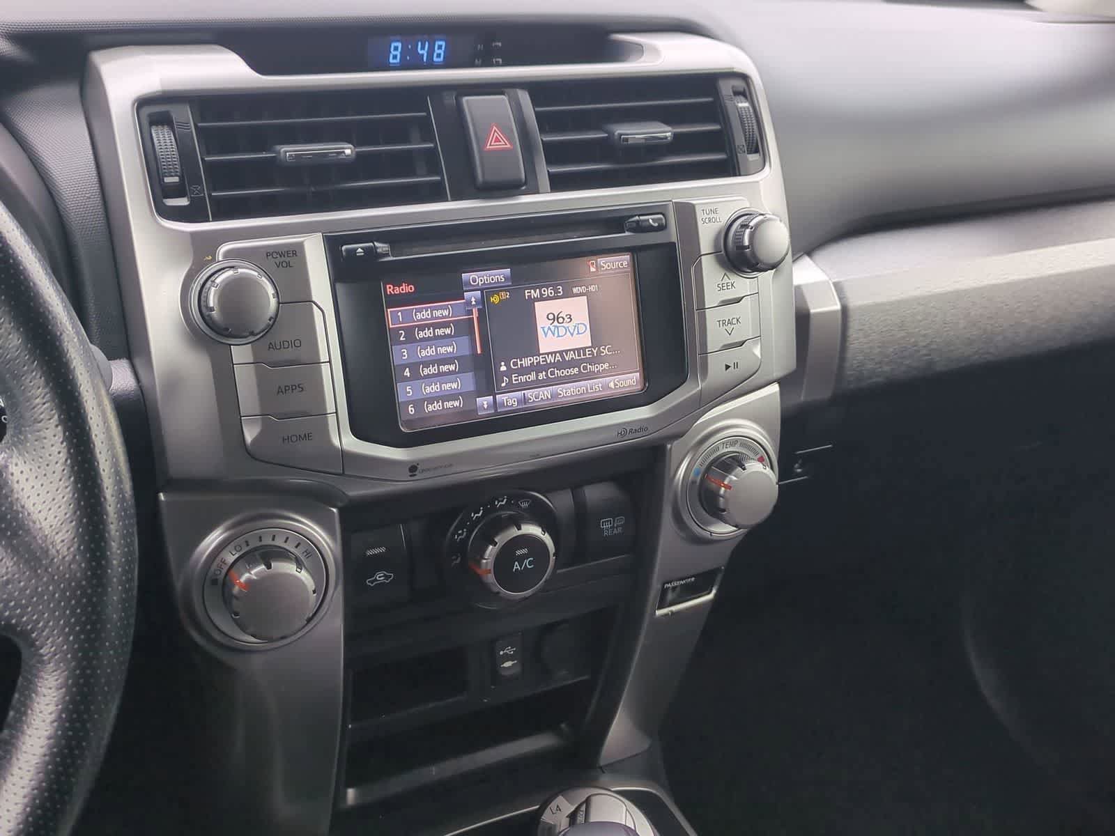 Used 2014 Toyota 4Runner SR5 AWD/4WD image 26