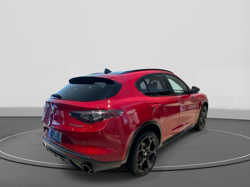 New 2026 Alfa Romeo Stelvio Sprint w/ Convenience Package AWD/4WD image 5