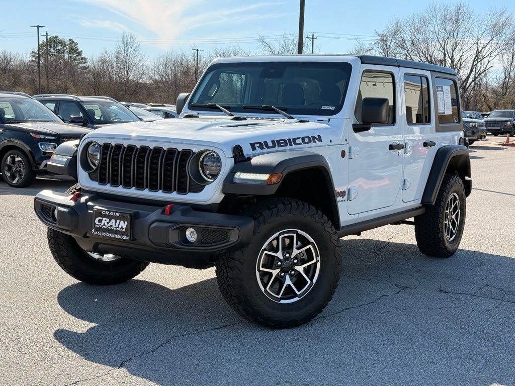 Used 2025 Jeep Wrangler Unlimited Rubicon image 3