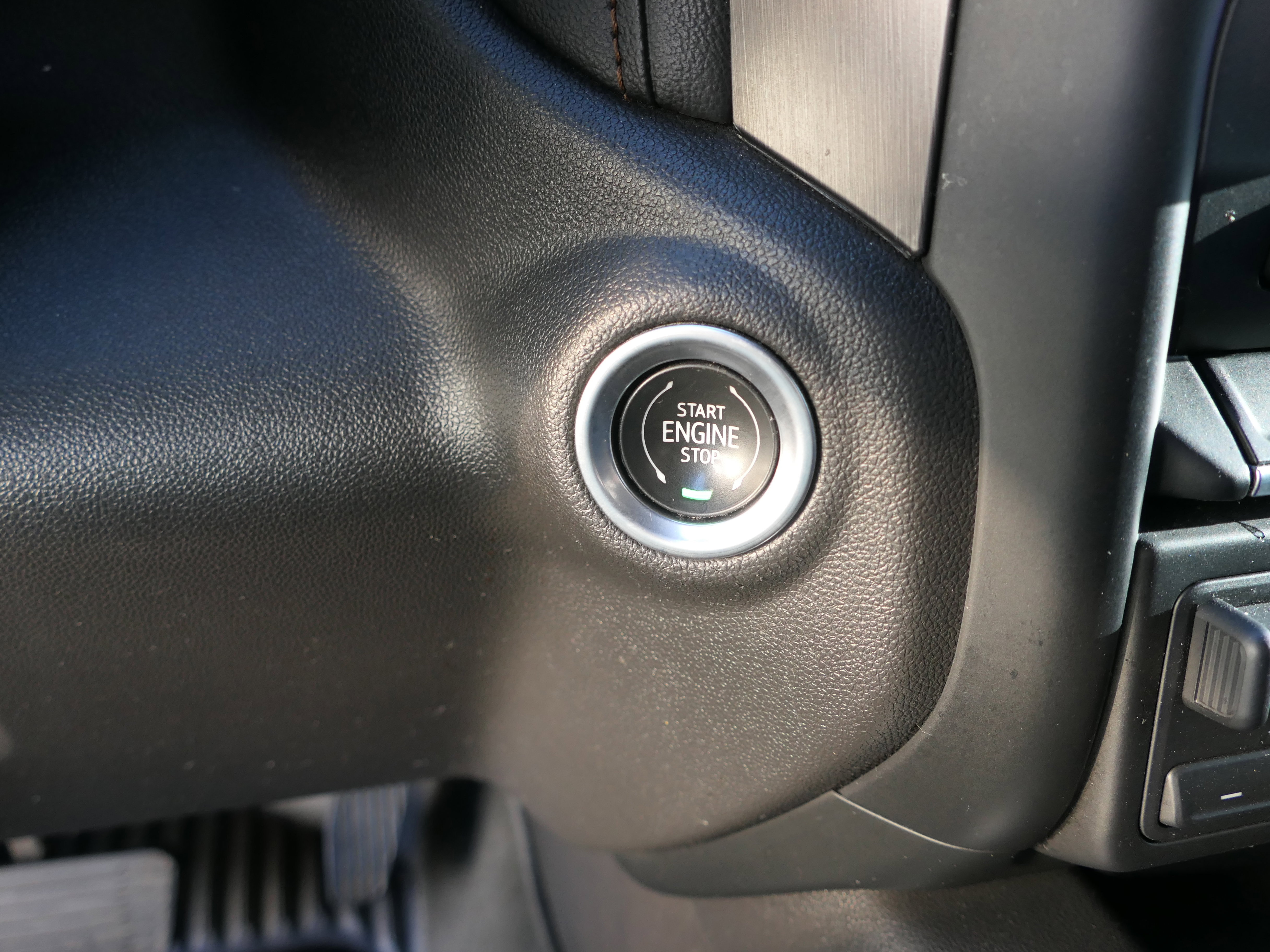 Used 2022 GMC Sierra 1500 AT4 w/ AT4 Premium Package image 18