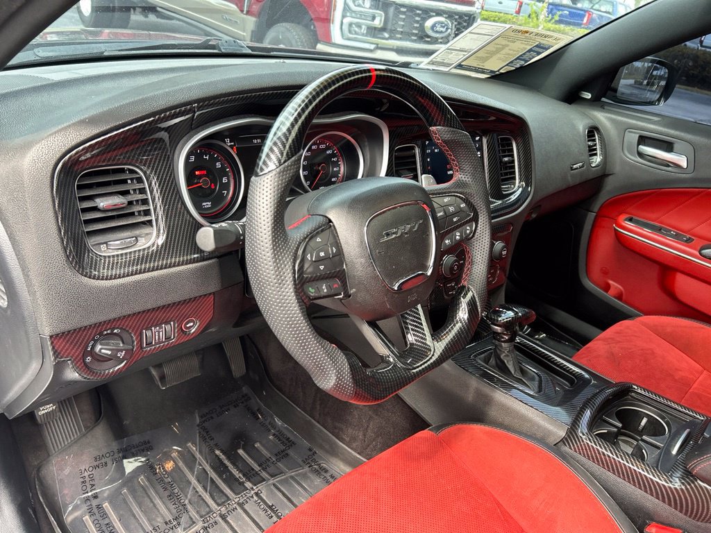 Used 2017 Dodge Charger R/T Scat Pack w/ Technology Group RWD image 23