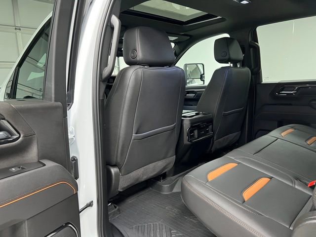 Used 2025 GMC Sierra 3500 AT4 w/ AT4 Premium Plus Package image 45