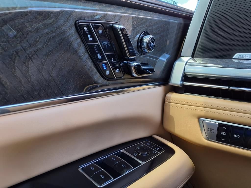 New 2026 Cadillac Escalade IQ Sport 2 w/ LPO, ONYX Package AWD/4WD image 22