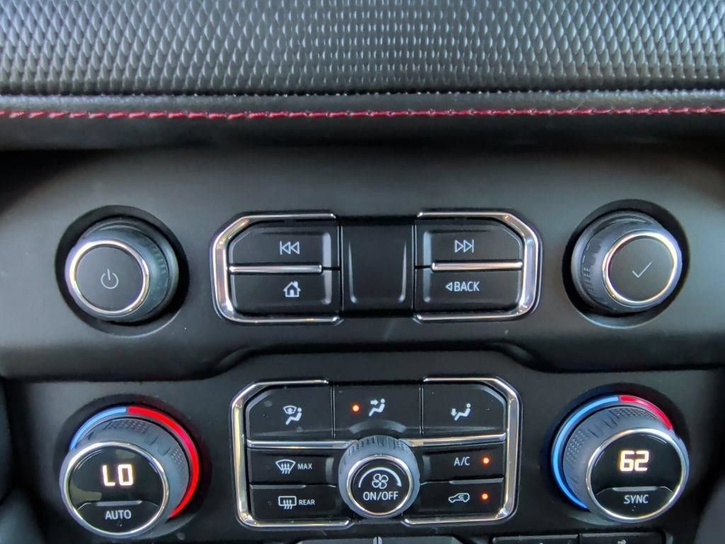 Used 2023 Chevrolet Tahoe RST w/ Luxury Package AWD/4WD image 33