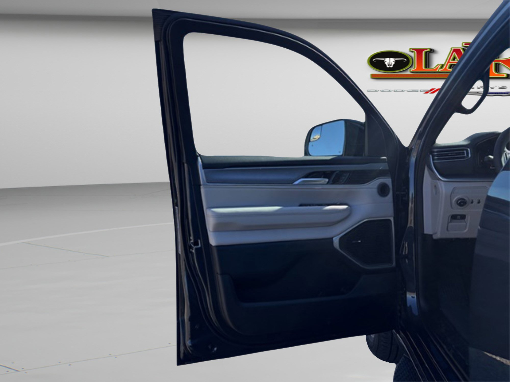 New 2025 Jeep Wagoneer L 2WD image 11