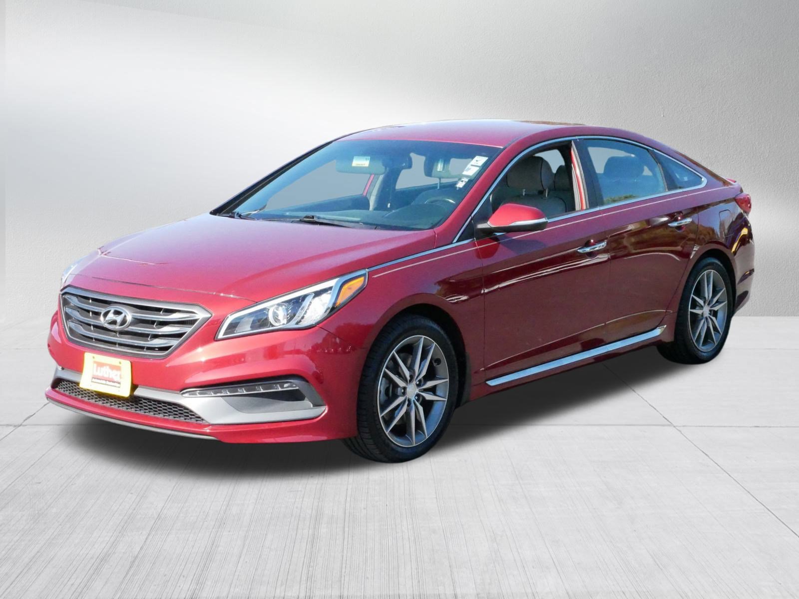 Used 2015 Hyundai Sonata Sport 2.0T image 3