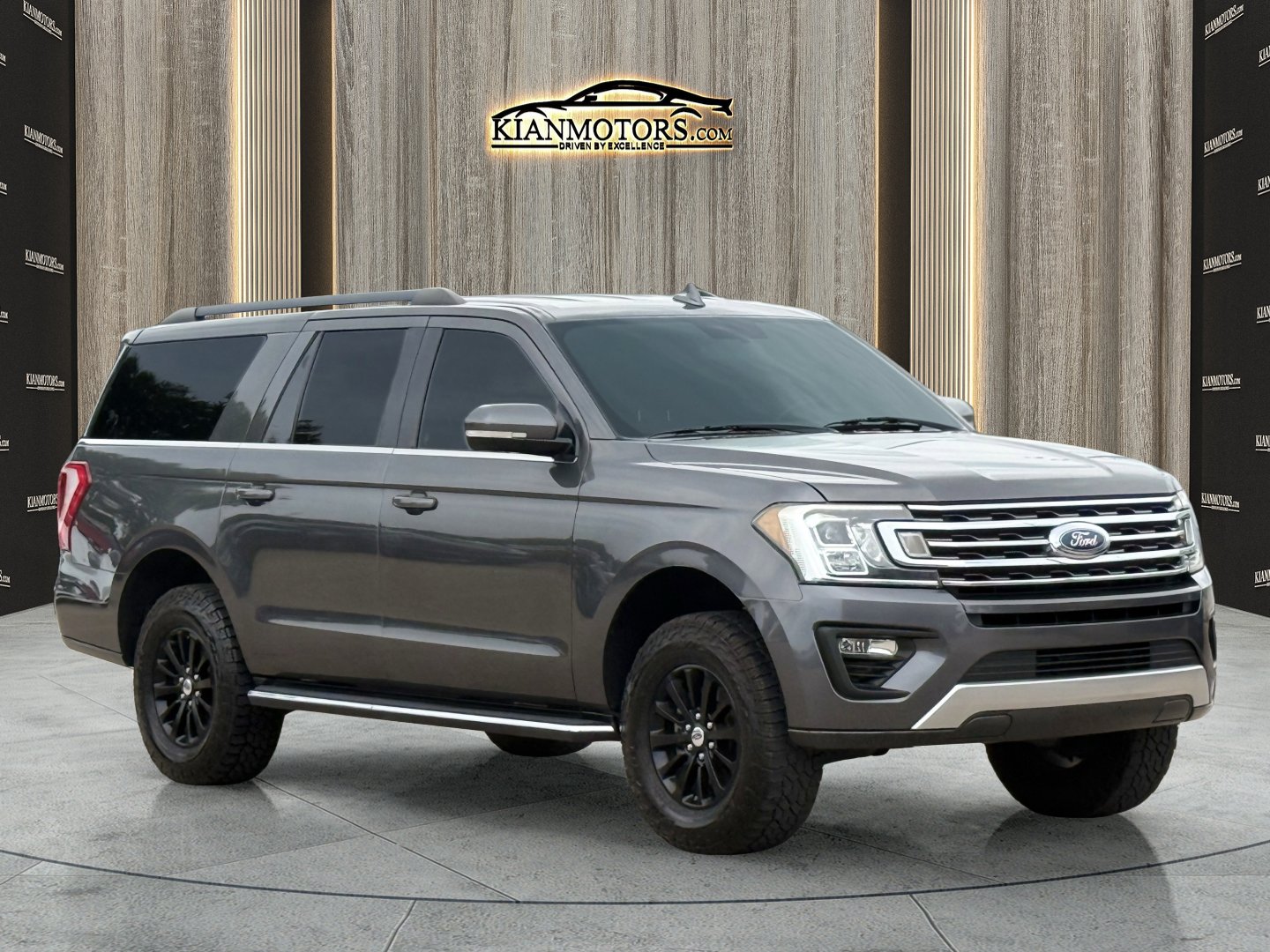 Used 2018 Ford Expedition Max XLT w/ Equipment Group 202A