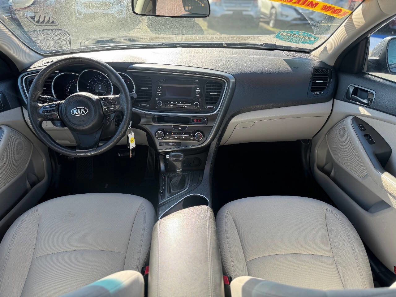 Used 2015 Kia Optima LX image 12