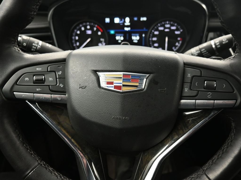 Used 2024 Cadillac XT6 Premium Luxury w/ Technology Package image 12