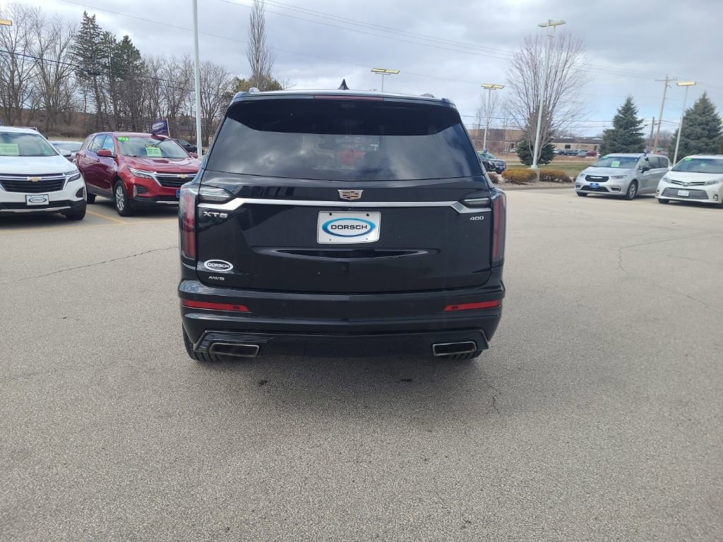 Used 2022 Cadillac XT6 Sport w/ Technology Package AWD/4WD image 6