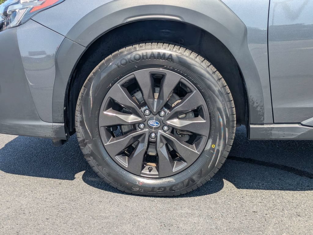Certified 2025 Subaru Outback Onyx Edition AWD/4WD image 12