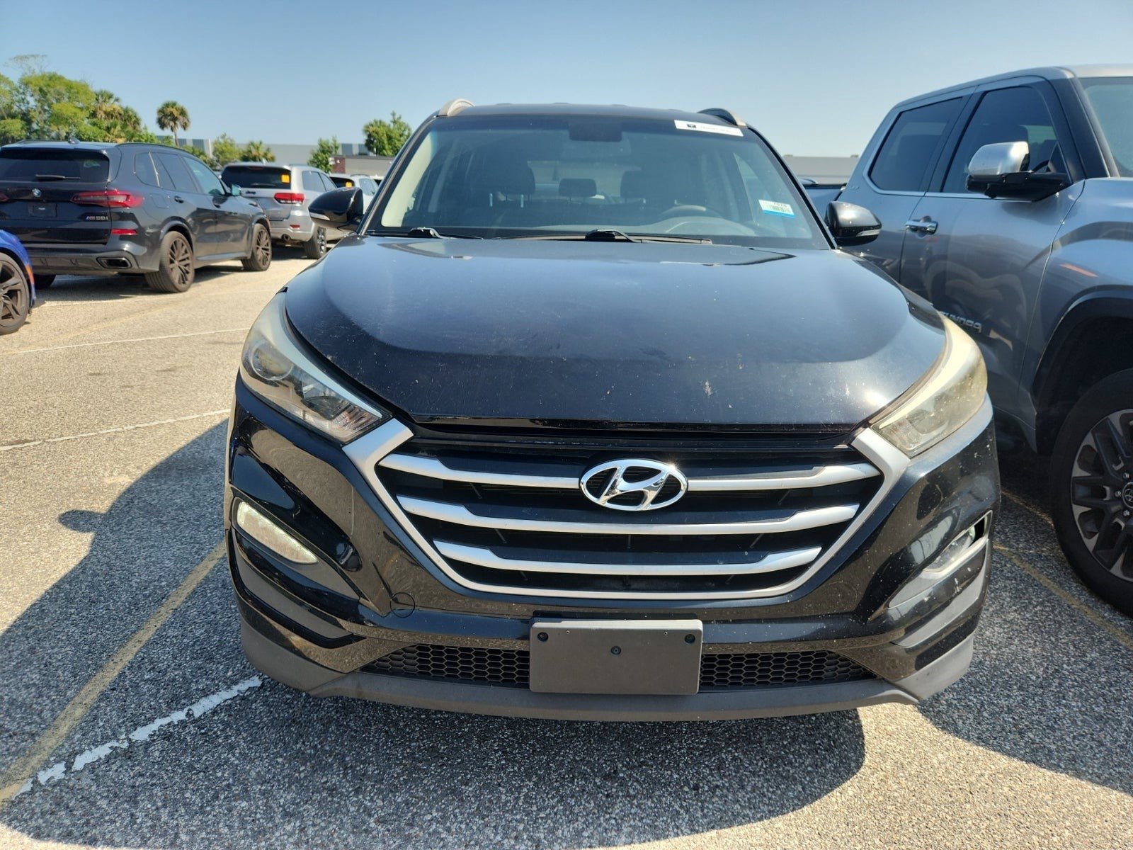 Used 2017 Hyundai Tucson SE Plus AWD/4WD image 2