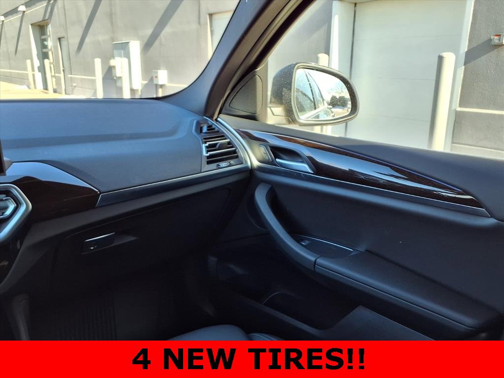 Used 2024 BMW X4 xDrive30i w/ Premium Package image 26