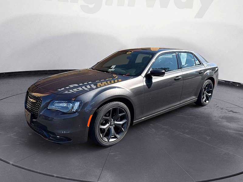 Used 2023 Chrysler 300 S