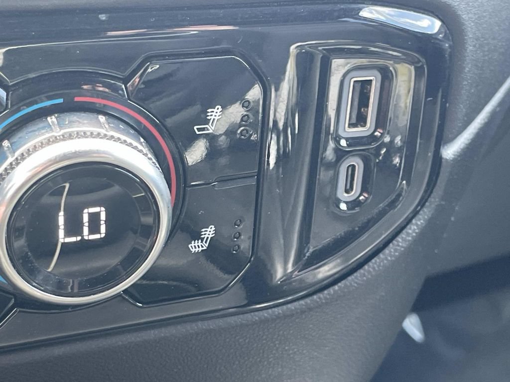 Used 2025 GMC Sierra 1500 SLT AWD/4WD image 20