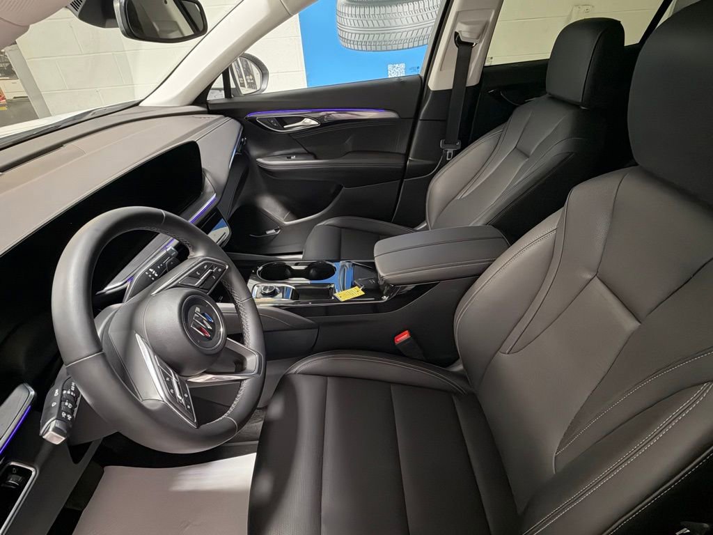 Used 2025 Buick Envision Preferred image 9