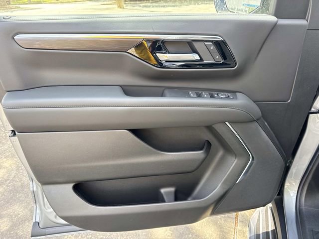 New 2026 Chevrolet Tahoe LS image 19