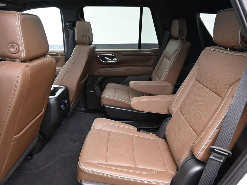 Used 2024 Chevrolet Tahoe High Country image 36