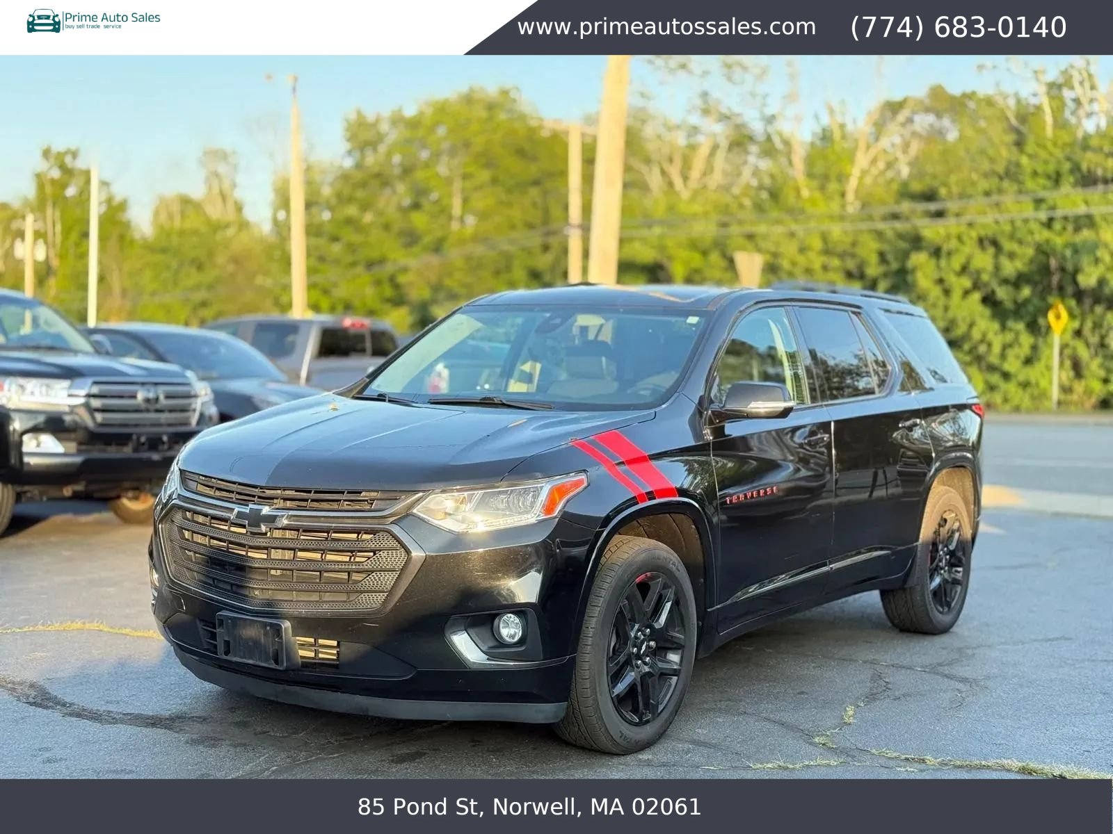 Used 2018 Chevrolet Traverse Premier w/ Redline Edition AWD/4WD image 2