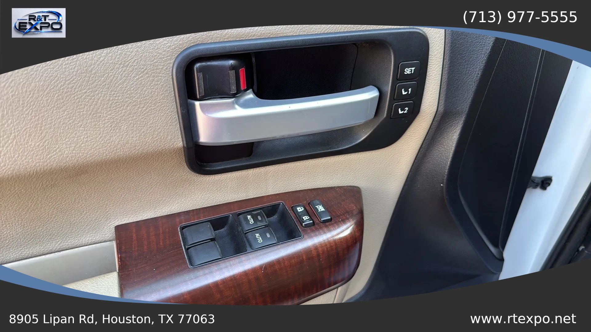 Used 2013 Toyota Sequoia Platinum RWD image 21