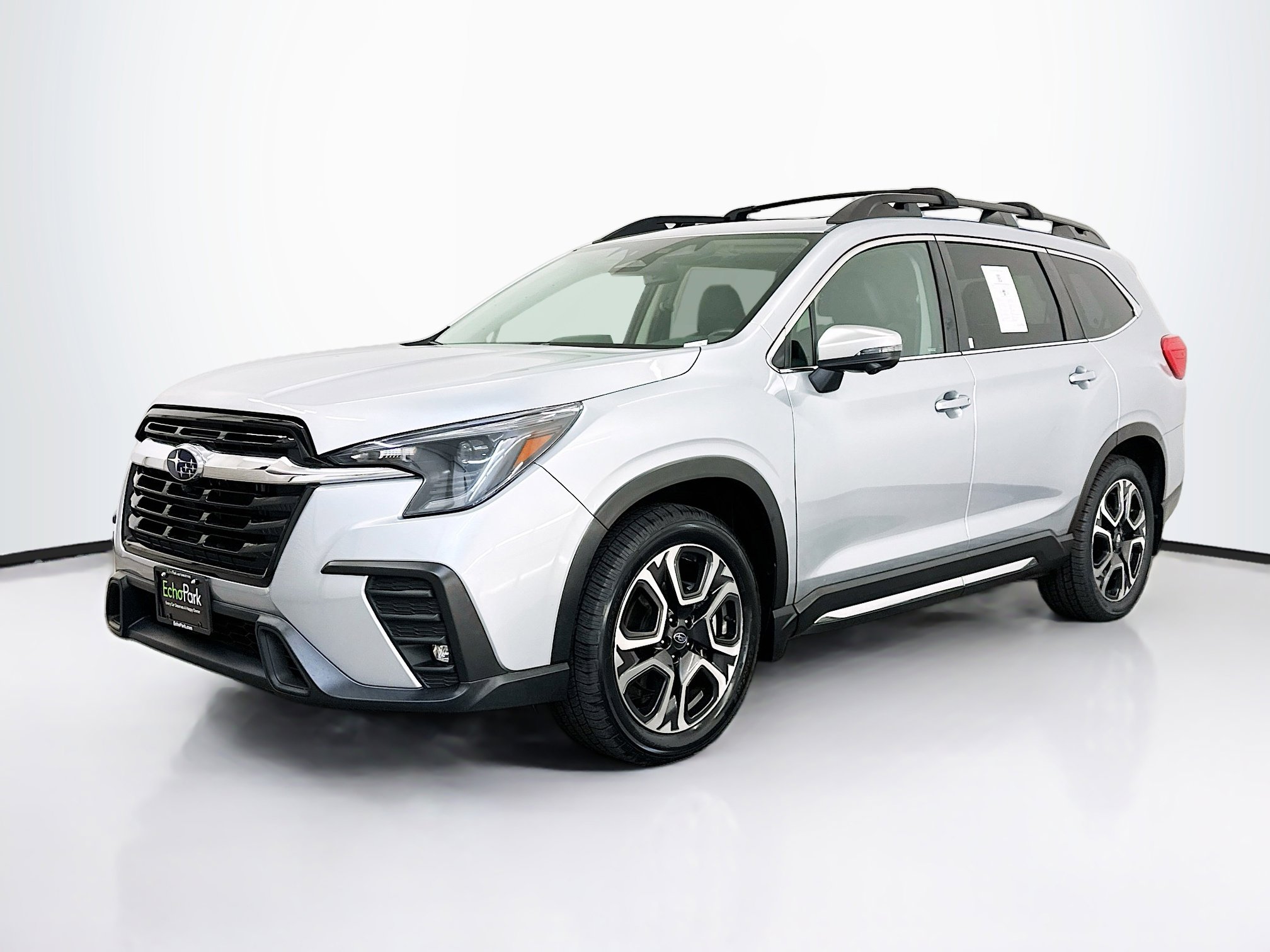 Used 2023 Subaru Ascent Limited w/ Technology Package image 3