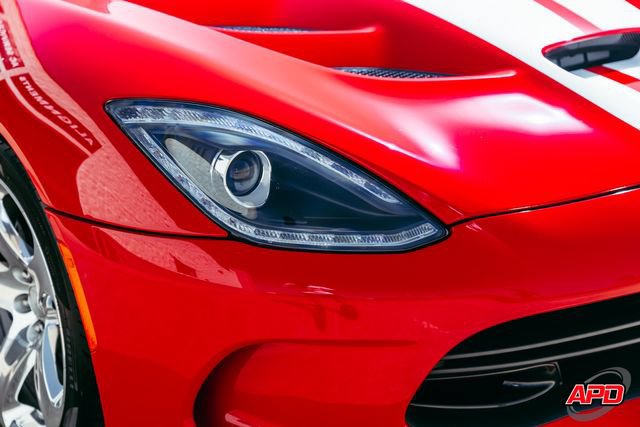 Used 2014 SRT Viper SRT-10 w/ Grand Touring Package RWD image 46