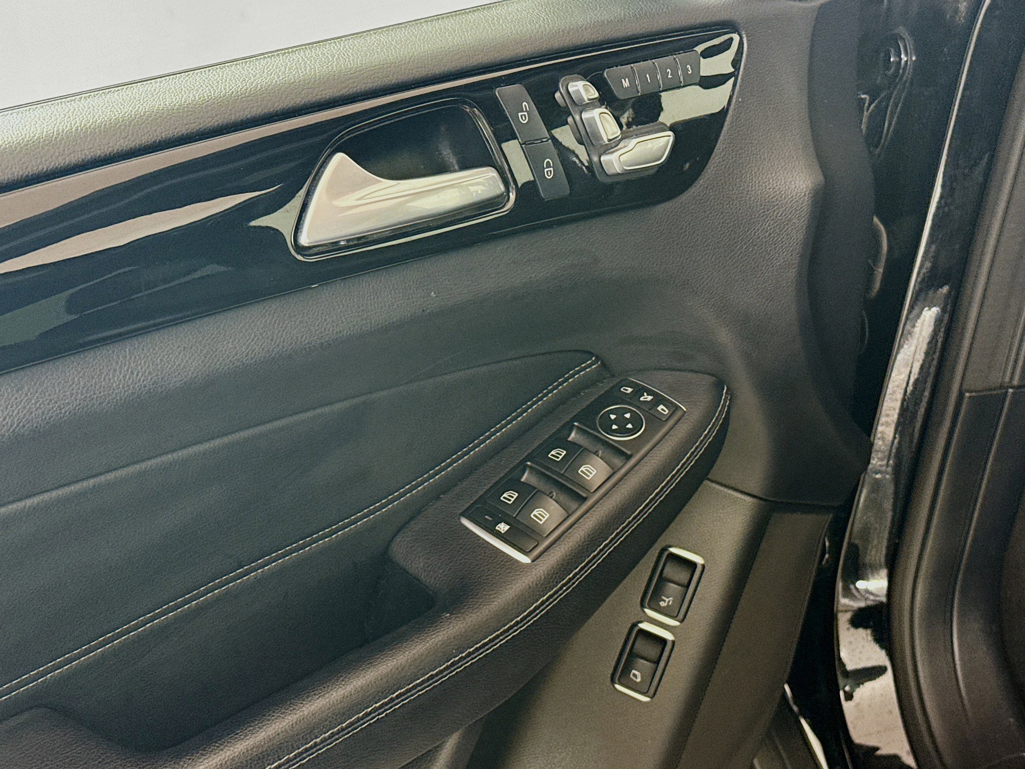 Used 2019 Mercedes-Benz GLS 450 4MATIC image 20