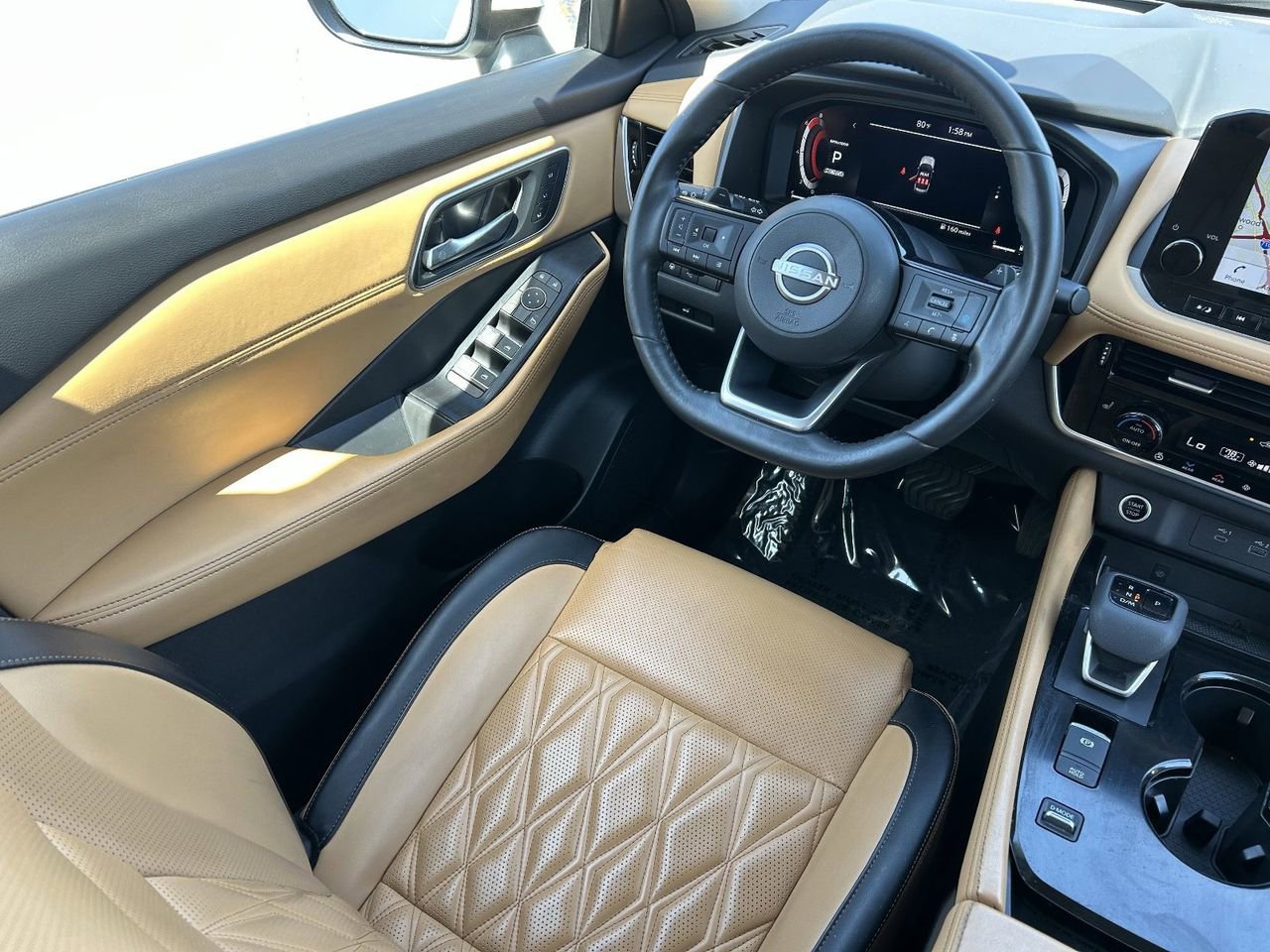 Certified 2023 Nissan Rogue Platinum w/ Platinum Premium Package image 17