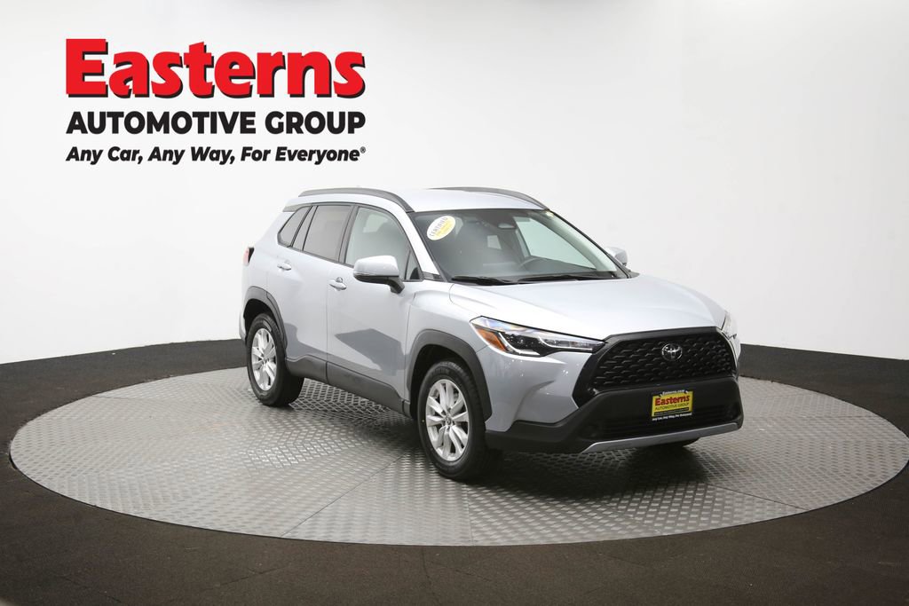 Used 2024 Toyota Corolla Cross LE image 49