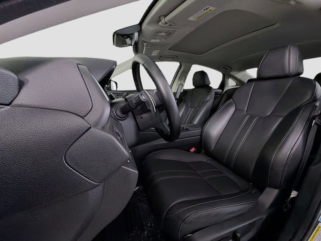 Used 2020 Honda Insight Touring image 8