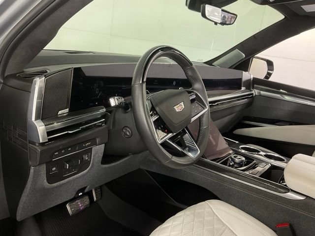 Used 2025 Cadillac Escalade V w/ LPO, Floor Liner Package image 15