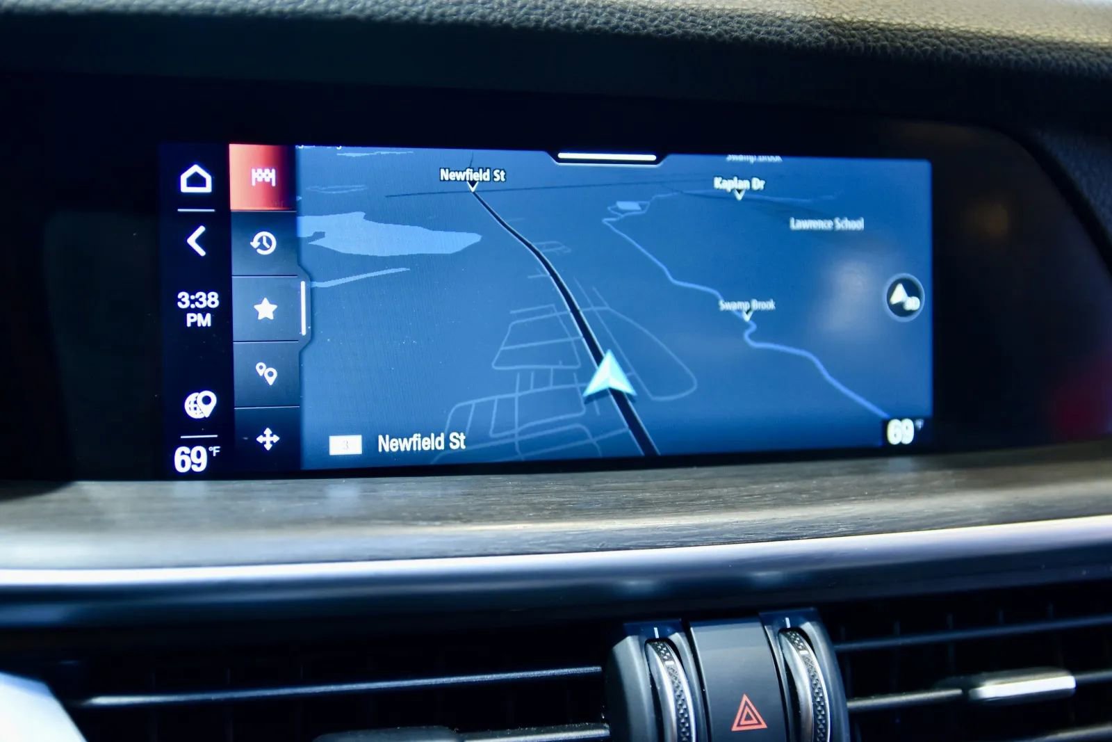 Used 2023 Alfa Romeo Stelvio Ti w/ Active Assist Plus Package image 12