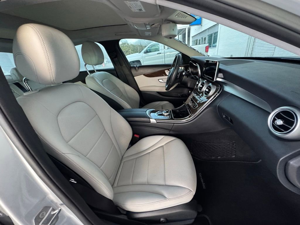 Used 2018 Mercedes-Benz C 300 Sedan image 15