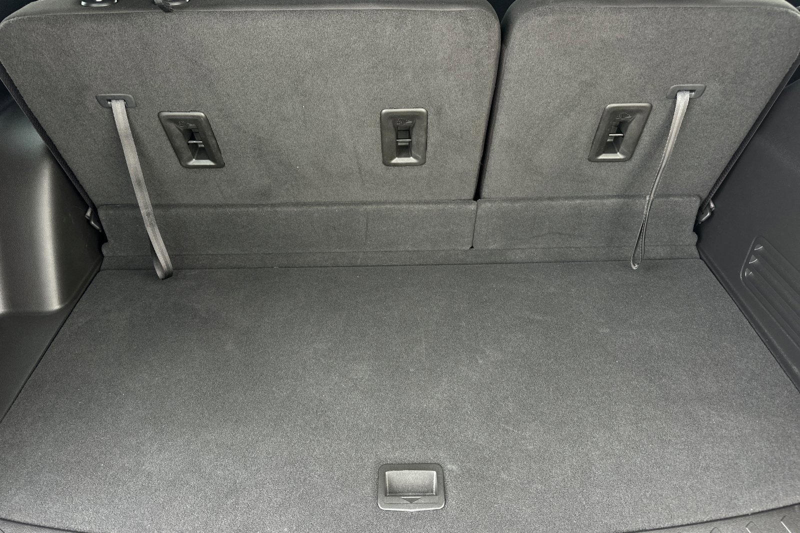 Used 2023 Chevrolet Traverse LT image 15