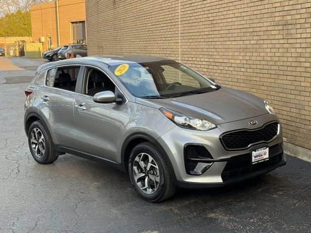 Used 2020 Kia Sportage LX image 4
