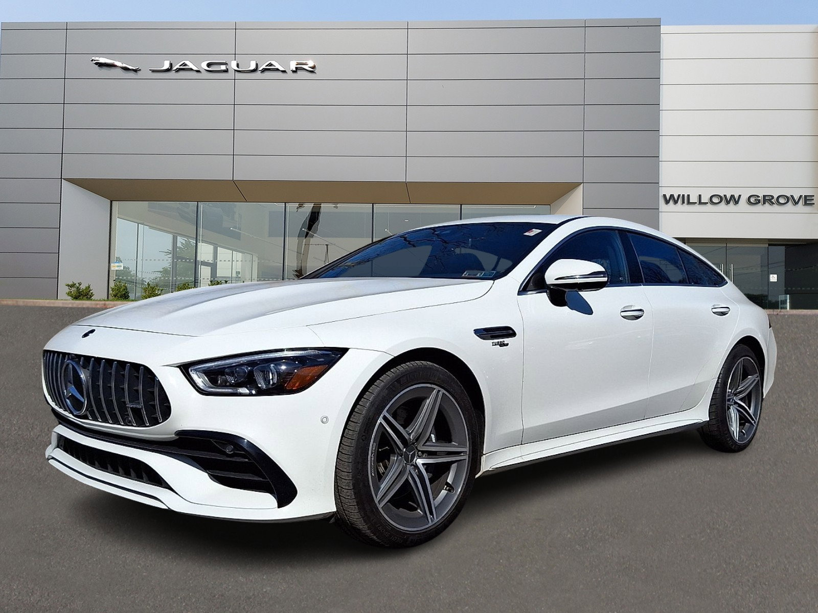 Used 2022 Mercedes-Benz AMG GT 43 image 1