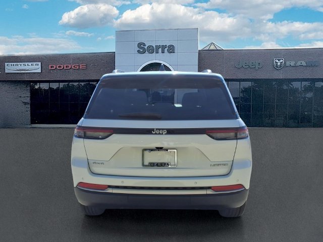Used 2026 Jeep Grand Cherokee Limited AWD/4WD image 6
