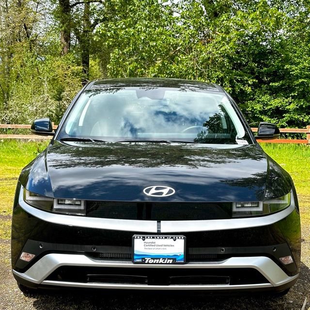 Certified 2025 Hyundai Ioniq 5 SE image 3