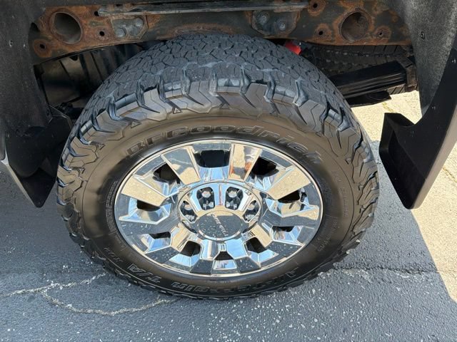 Used 2019 GMC Sierra 2500 Denali w/ Duramax Plus Package AWD/4WD image 9