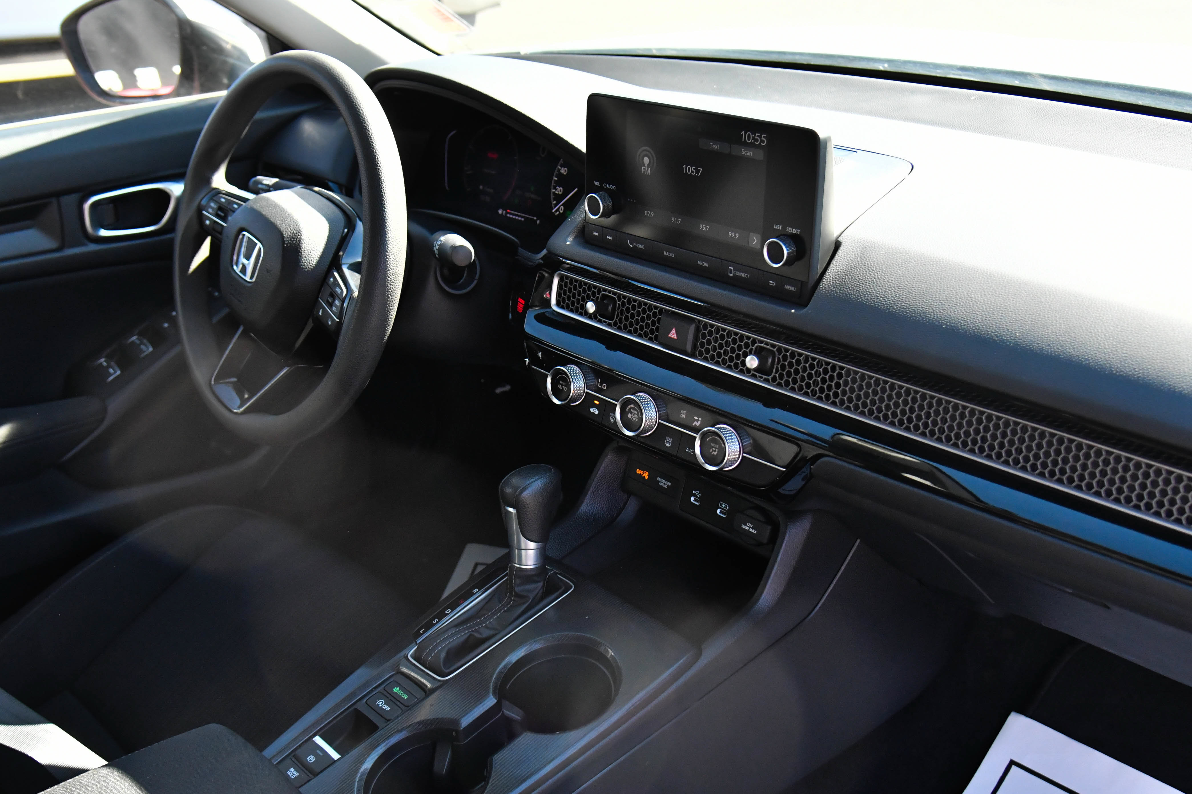 Used 2025 Honda Civic LX image 40