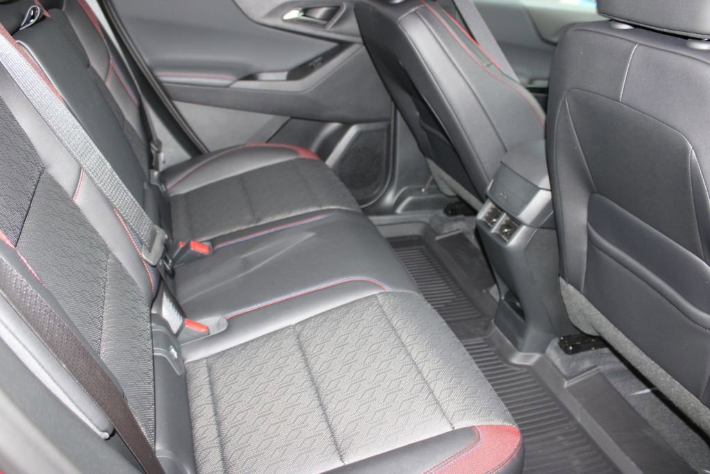 New 2026 Chevrolet Equinox RS w/ LPO, Floor Liner Package image 25